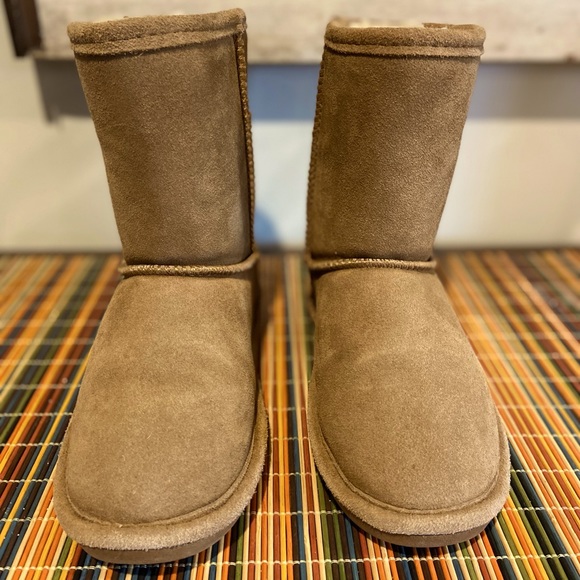 BEARPAW Kids' Eva NeverWet Sheepskin Boots - Picture 3 of 4